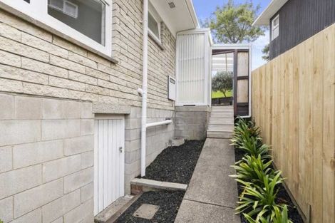 Photo of property in 1/99 Mountbatten Avenue, Hillcrest, Auckland, 0627