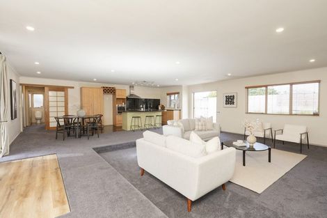 Photo of property in 14 Maccallum Court, Rototuna, Hamilton, 3210