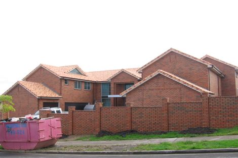 Photo of property in 2 Drumquin Rise, Dannemora, Auckland, 2016