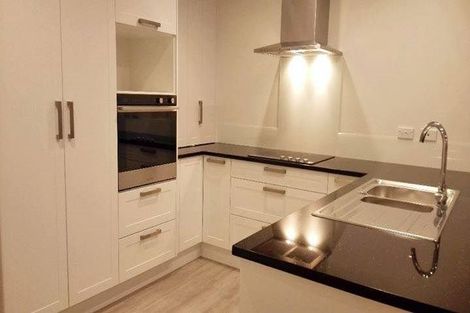 Photo of property in 5b Melia Place, Stanmore Bay, Whangaparaoa, 0932