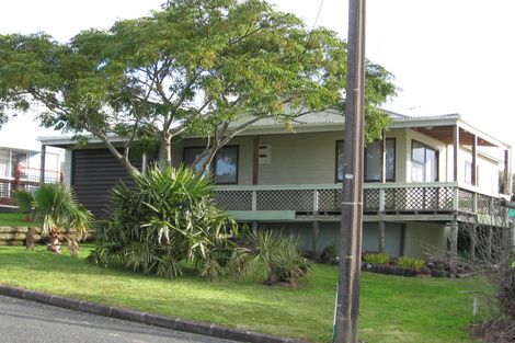 Photo of property in 28 Amanda Lane, Snells Beach, 0920