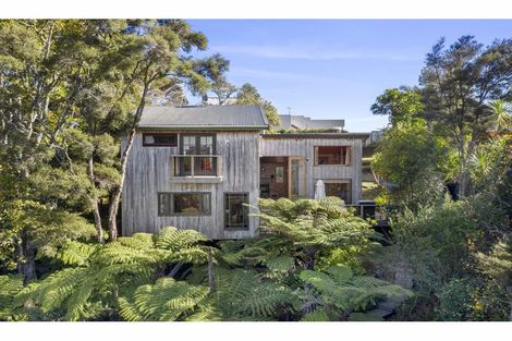 Photo of property in 104 Greenslade Road, Raglan, 3295