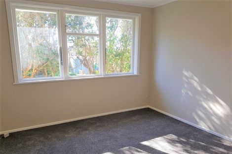 Photo of property in 54 Davidson Crescent, Tawa, Wellington, 5028