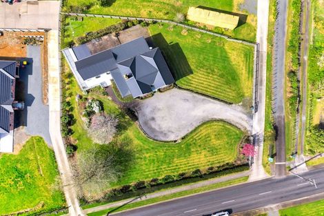 Photo of property in 43 Colombo Road, Waiuku, 2123