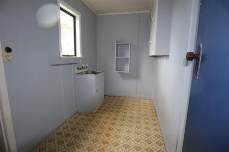 Photo of property in 58 West Coast Road, Te Kopuru, 0371