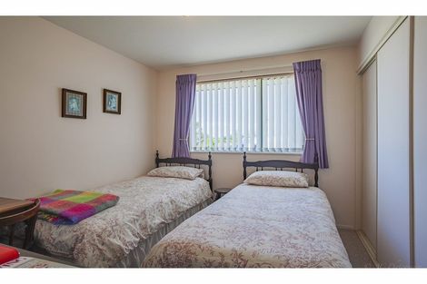 Photo of property in 5 Ellesmere Place, Oceanview, Timaru, 7910
