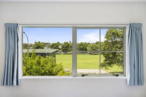 Photo of property in 1/71 Wellington Street, Howick, Auckland, 2014