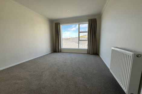 Photo of property in 21 Waitaria Terrace, Aotea, Porirua, 5024