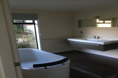 Photo of property in 65 Pohutukawa Drive, Levin, 5571