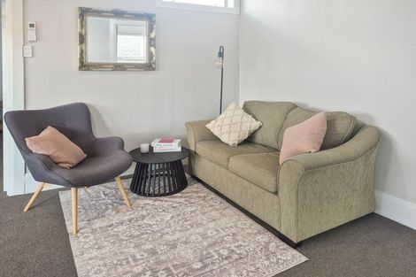Photo of property in 23 Porritt Place, Waipukurau, 4200