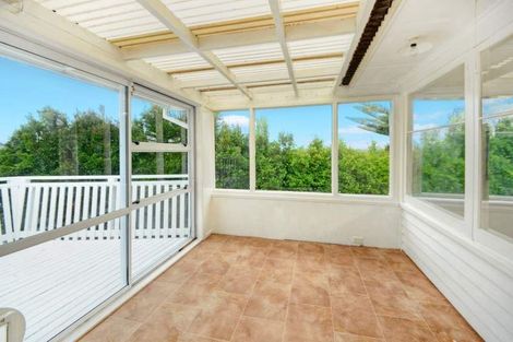 Photo of property in 2/10 Roband Avenue, Glenfield, Auckland, 0629