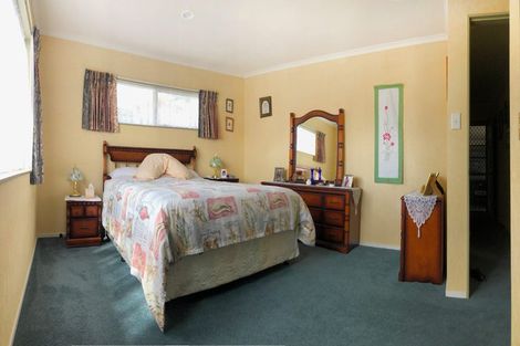 Photo of property in 4a Hoyte Place, Pukehangi, Rotorua, 3015