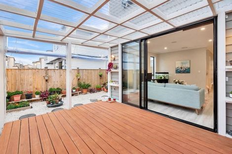 Photo of property in 55 Craigs Way, Hobsonville, Auckland, 0616