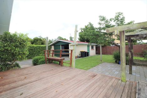 Photo of property in 4 Leeman Place, Redwood, Christchurch, 8051