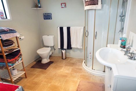 Photo of property in 18a Roore Street, Foxton Beach, Foxton, 4815