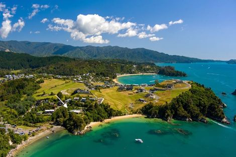 Photo of property in 24 Cook Crescent, Kaiteriteri, Motueka, 7197