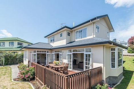 Photo of property in 3 Ridley Green, Churton Park, Wellington, 6037