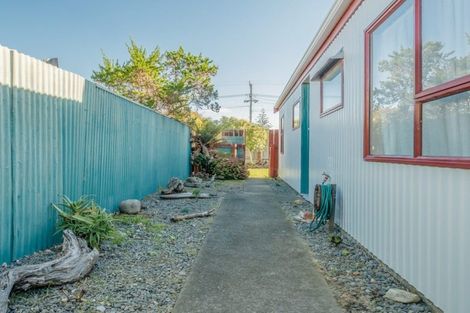 Photo of property in 180a Cornfoot Street, Castlecliff, Whanganui, 4501