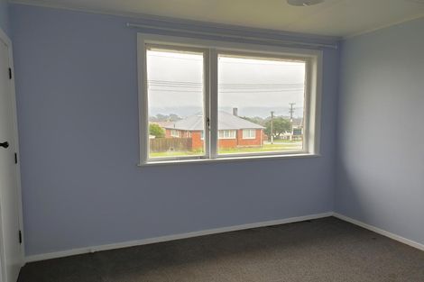 Photo of property in 3 Aberfeldy Street, Cannons Creek, Porirua, 5024