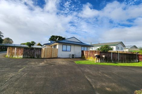 Photo of property in 1/14 Nerissa Place, Randwick Park, Auckland, 2105