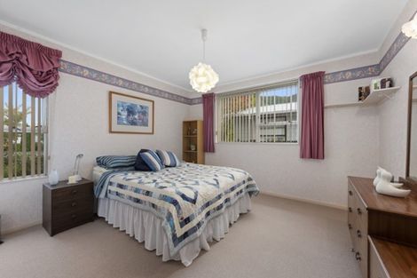 Photo of property in 4 Denver Grove, Totara Park, Upper Hutt, 5018