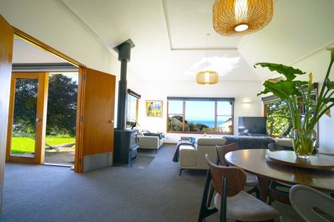 Photo of property in 43 Moana Road, Okitu, Gisborne, 4010