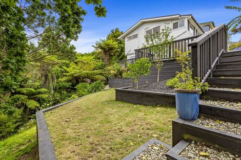 Photo of property in 2/88 Arran Road, Browns Bay, Auckland, 0630
