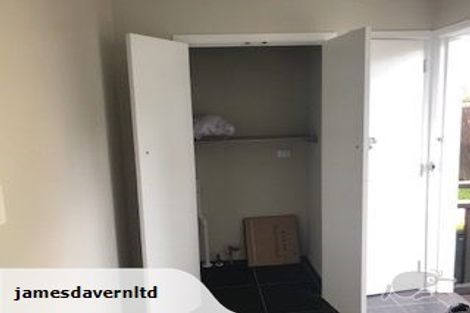 Photo of property in 112 Tirimoana Road, Te Atatu South, Auckland, 0602