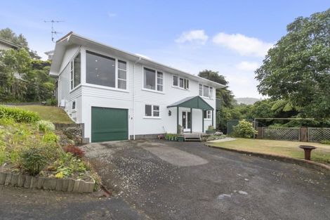 Photo of property in 1/94 Dowse Drive, Maungaraki, Lower Hutt, 5010