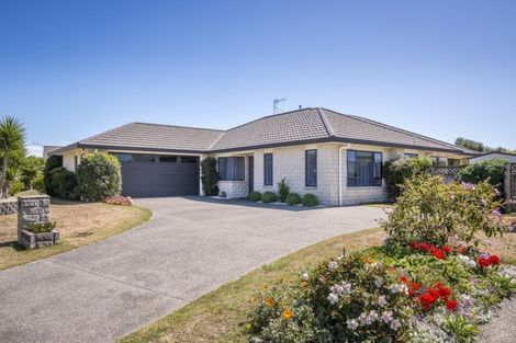 Photo of property in 39 Murray Court, Paraparaumu Beach, Paraparaumu, 5032