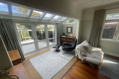 Photo of property in 26 Burma Road, Khandallah, Wellington, 6035