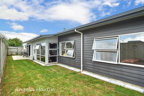 Photo of property in 47a Rosalie Terrace, Kelvin Grove, Palmerston North, 4414