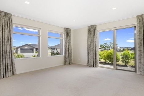 Photo of property in 2 Loloma Way, Wharewaka, Taupo, 3330