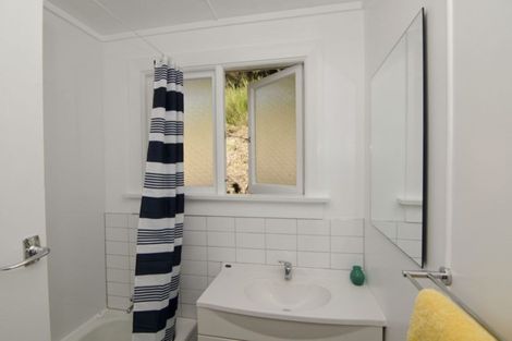 Photo of property in 89 Branxholm Street, Roxburgh, 9500