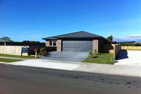 Photo of property in 22 Sue Avenue, Otaki, 5512