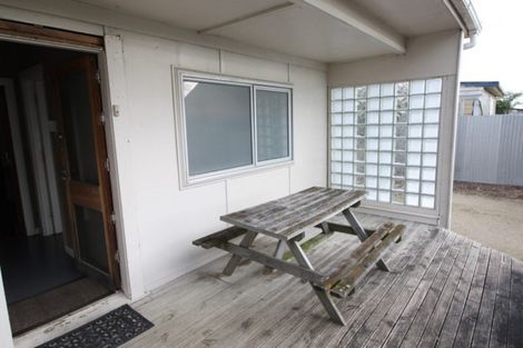 Photo of property in 10 Fairs Road, Milson, Palmerston North, 4414