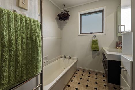 Photo of property in 17 Byron Grove, Owhata, Rotorua, 3010
