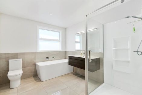 Photo of property in 1 Tuangi Way, Papamoa Beach, Papamoa, 3118
