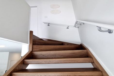 Photo of property in 9/20 Trent Street, Island Bay, Wellington, 6023