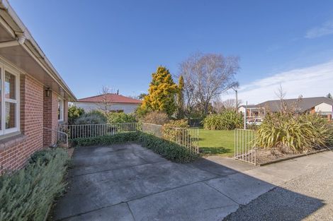 Photo of property in 386 High Street, Rangiora, 7400