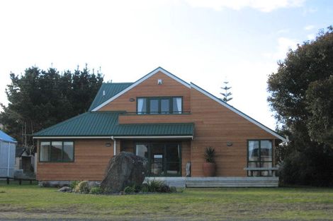 Photo of property in 12 Paku Drive, Tairua, 3508