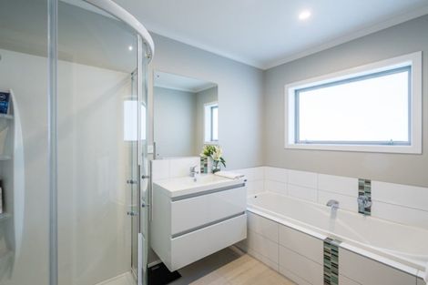 Photo of property in 5 Pearson Place, Paraparaumu, 5032