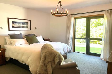 Photo of property in 2 Arklow Street, Albert Town, Wanaka, 9305