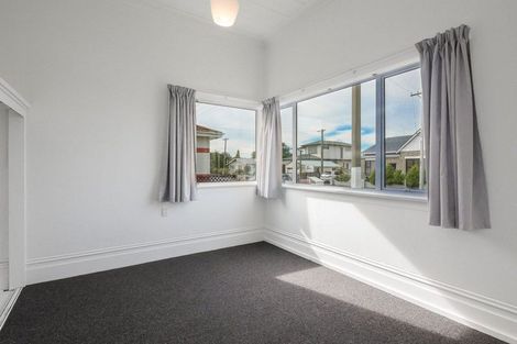 Photo of property in 114 Macandrew Road, South Dunedin, Dunedin, 9012