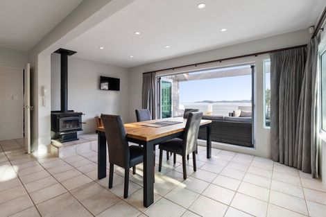 Photo of property in 5 Rangiuru Road, Mahina Bay, Lower Hutt, 5013