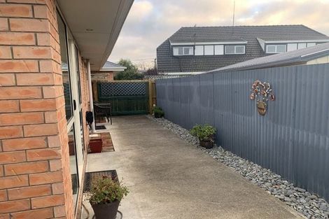 Photo of property in 138d Matsons Avenue, Papanui, Christchurch, 8053