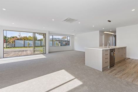 Photo of property in 2 Birchgate Lane, Halswell, Christchurch, 8025