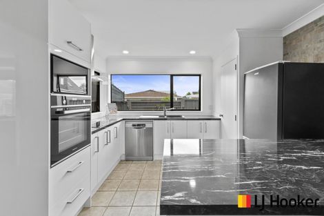 Photo of property in 13c Nelson Street, Papakura, 2110