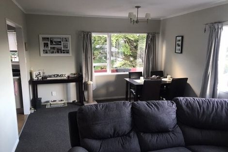 Photo of property in 53 Chartwell Drive, Crofton Downs, Wellington, 6035