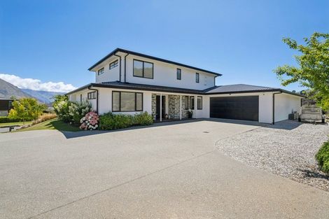 Photo of property in 5 Clearview Street, Wanaka, 9305